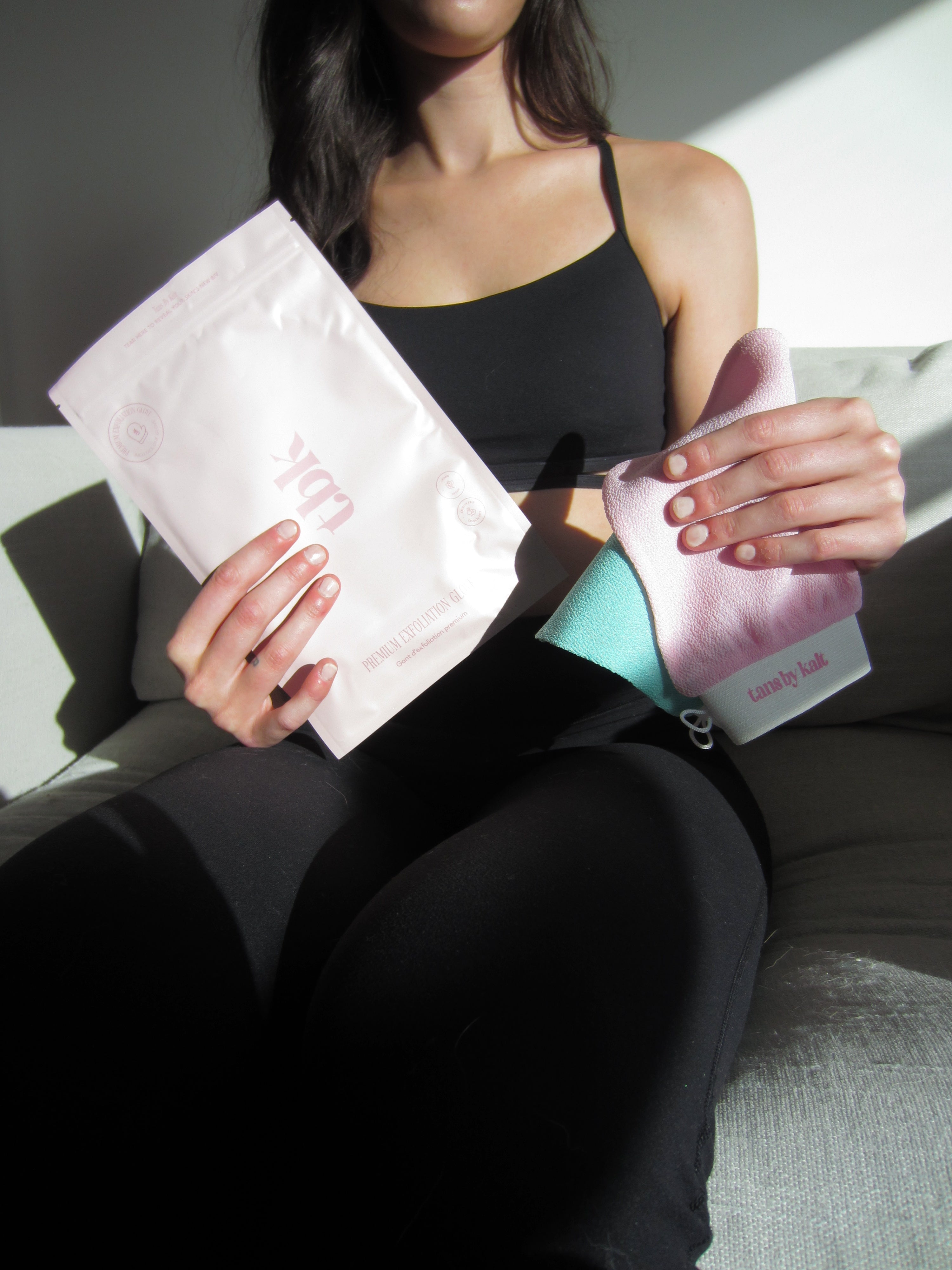 Premium Exfoliation Glove